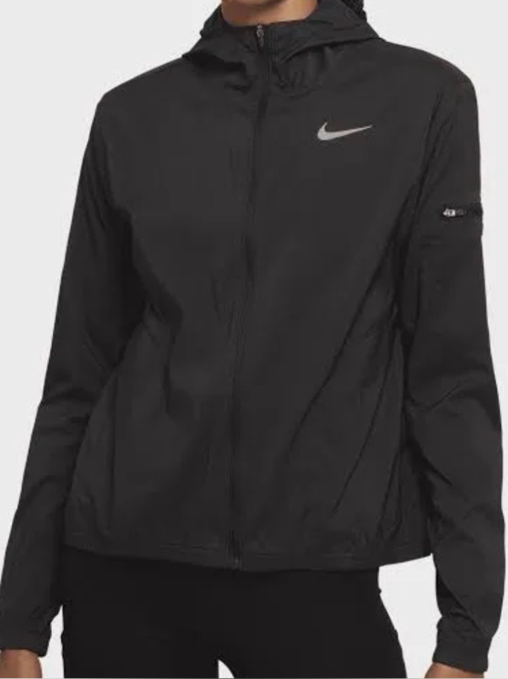 Nike Running Jacket Impossibly Light Woman’s Running Jacket in Black Size XL